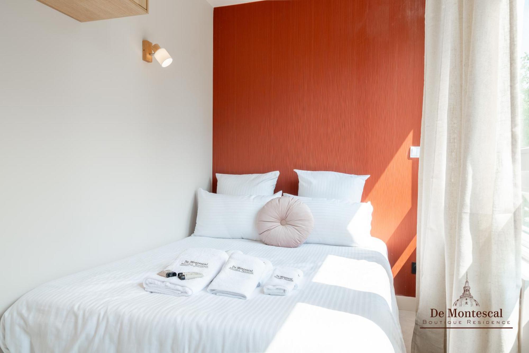 De Montescal - Hot Tub And Ac Cosy Apartment A Prime Location 40M2 Paris Eksteriør bilde