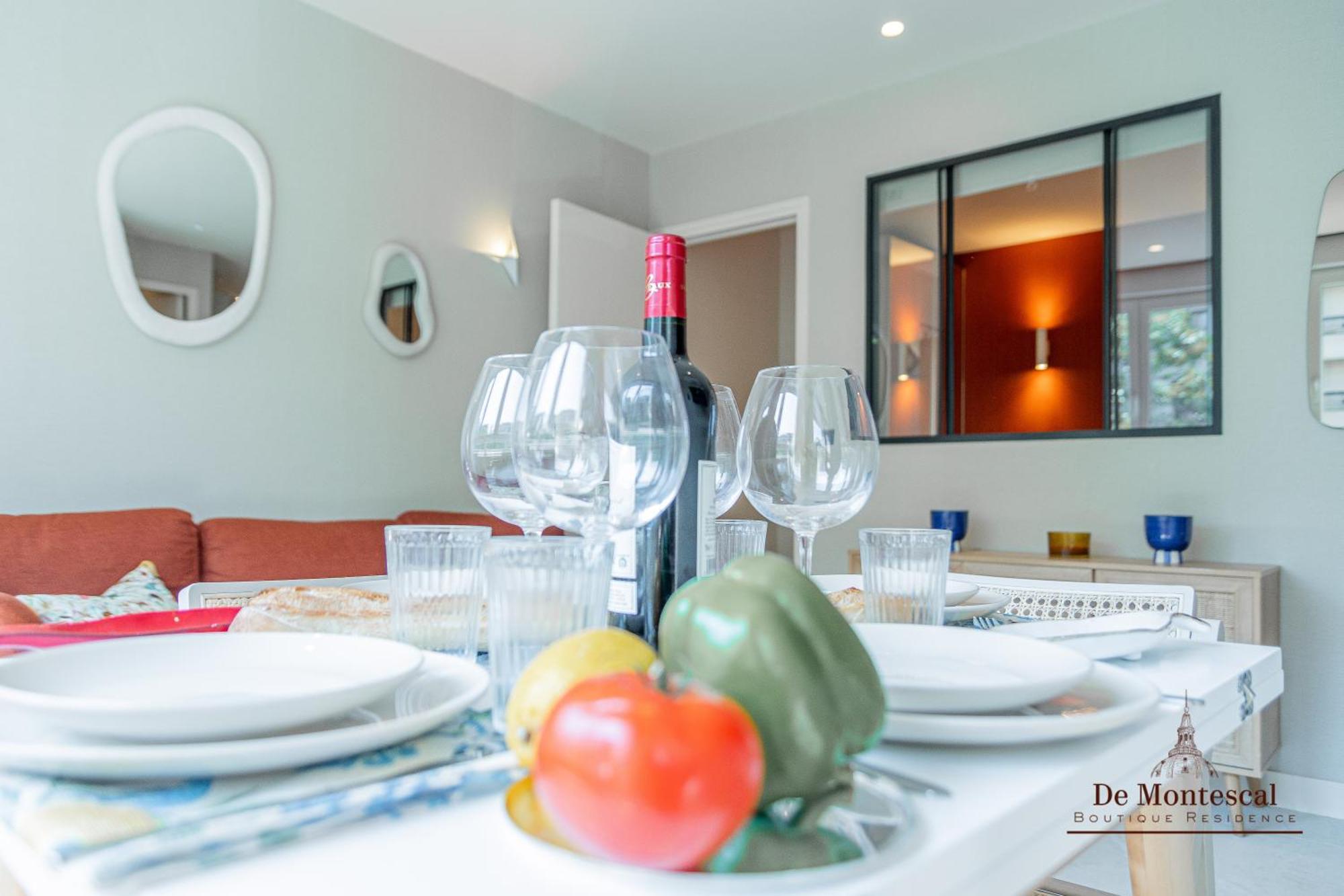 De Montescal - Hot Tub And Ac Cosy Apartment A Prime Location 40M2 Paris Eksteriør bilde